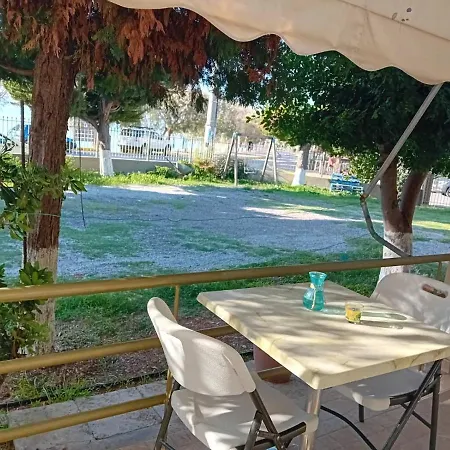 Apartment Leylandi